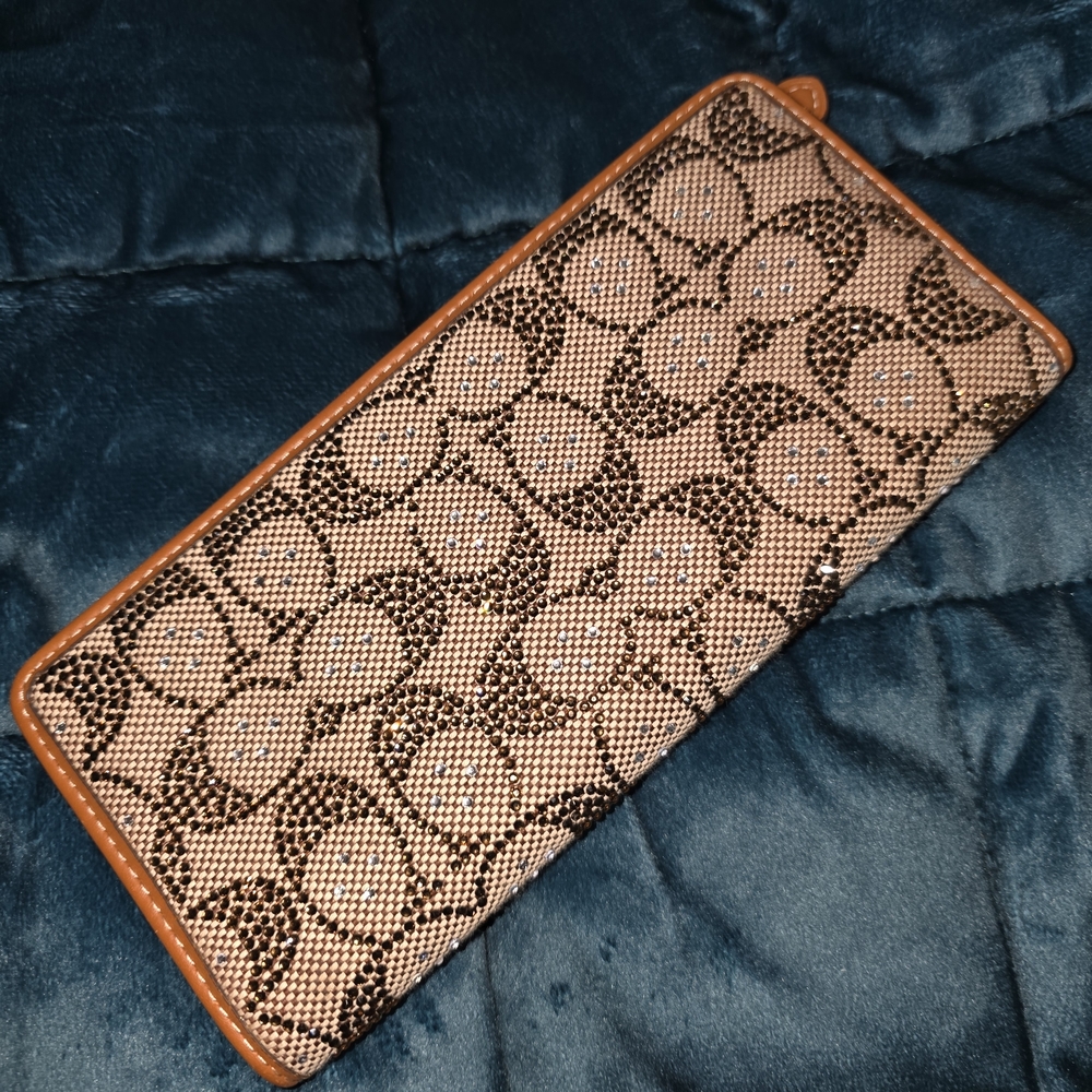 Elegant Tan and Brown Patterned Wallet